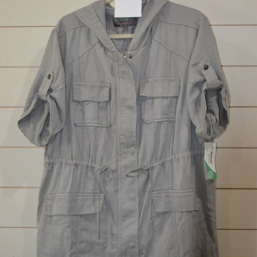 TORRID 2 NWT ANARONDAK JACKET GREY